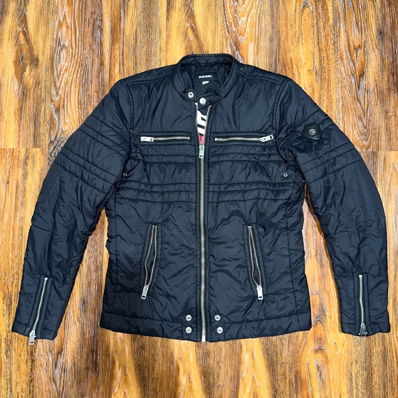 DIESEL ディーゼル COSMIC NOIZE ライダースジャケット購入を考えてる